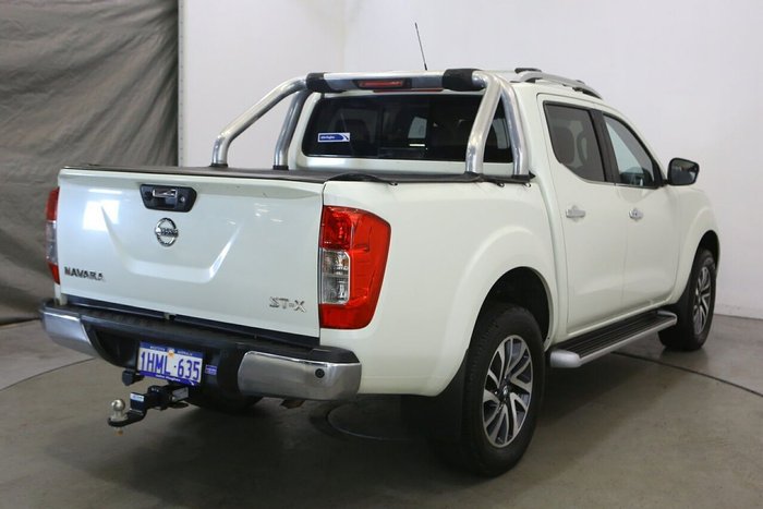 2018 Nissan Navara ST-X