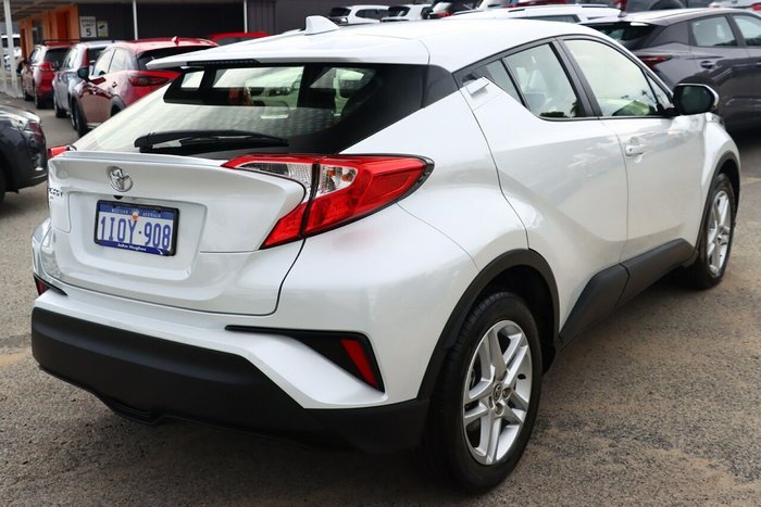 2023 Toyota C-HR GXL