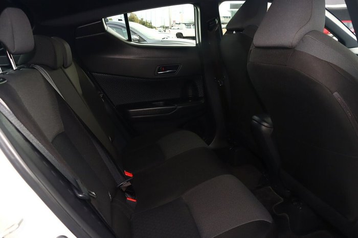 2023 Toyota C-HR GXL