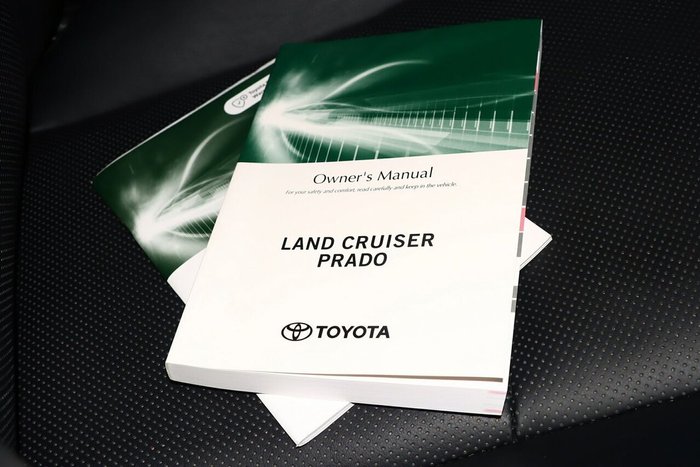 2022 Toyota Landcruiser Prado VX