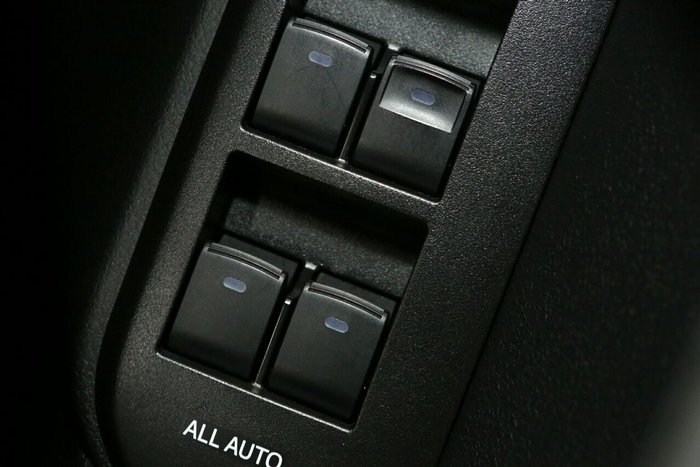2022 Toyota Landcruiser Prado VX