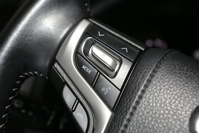 2022 Toyota Landcruiser Prado VX