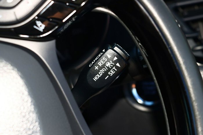 2023 Toyota C-HR GXL