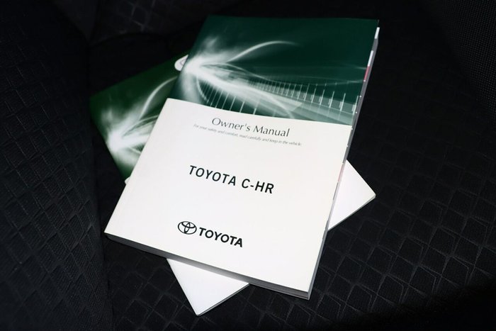 2023 Toyota C-HR GXL