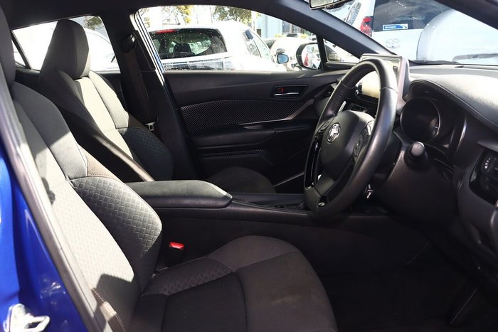 2022 Toyota C-HR GXL