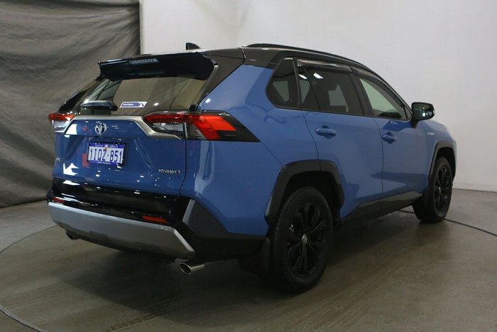 2024 Toyota RAV4 XSE
