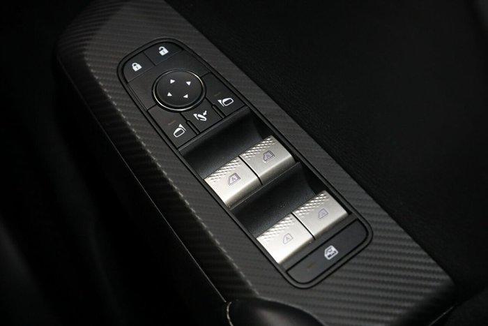 2024 Mitsubishi Outlander LS