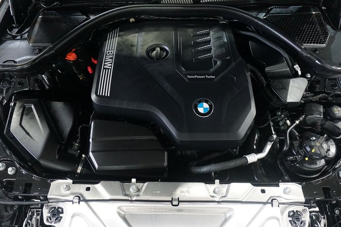 2024 BMW 3 Series 330i M Sport