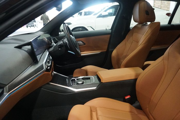 2024 BMW 3 Series 330i M Sport