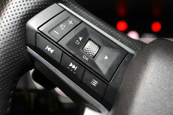 2024 Mitsubishi Outlander LS