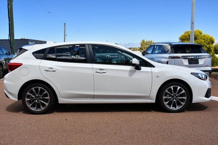 2021 Subaru Impreza 2.0i