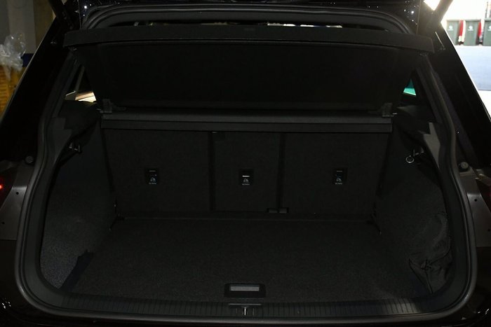 2023 Volkswagen Tiguan R