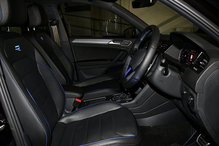 2023 Volkswagen Tiguan R