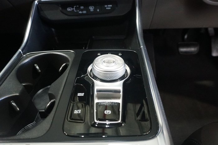 2024 Kia Carnival GT-Line