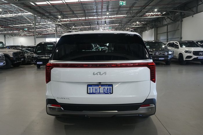 2024 Kia Carnival GT-Line