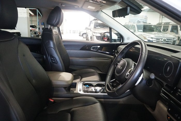 2024 Kia Carnival GT-Line