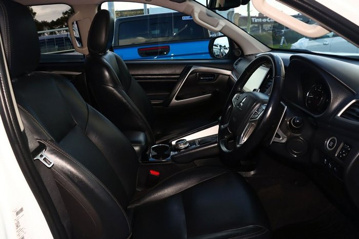 2020 Mitsubishi Pajero Sport GLS