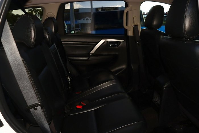 2020 Mitsubishi Pajero Sport GLS