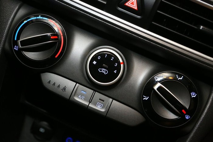 2020 Hyundai Kona Active