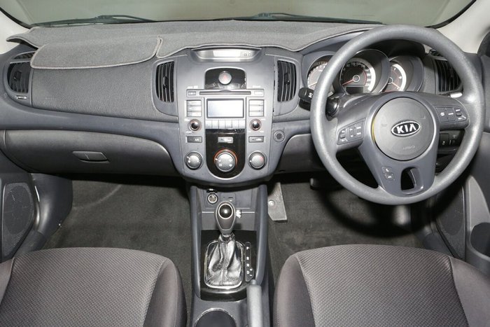 2012 Kia Cerato SiR