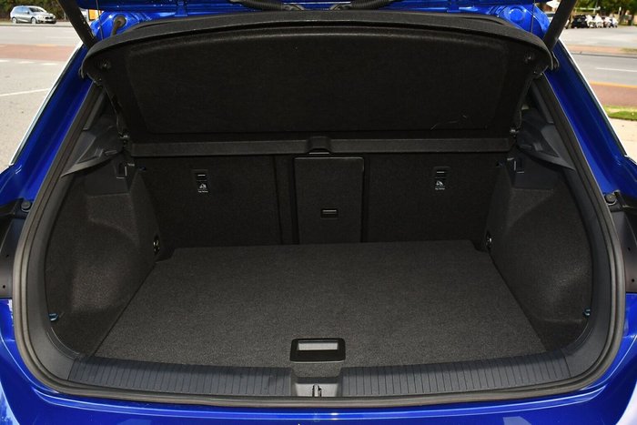 2023 Volkswagen T-Roc 140TSI R-Line