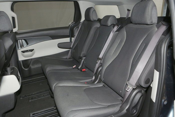 2022 Kia Carnival S