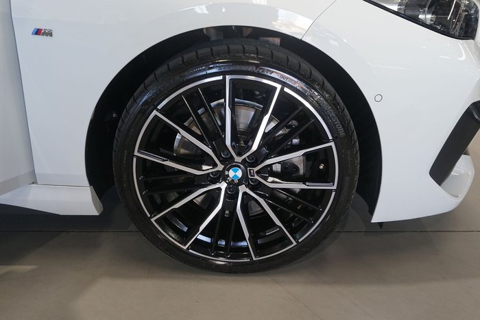 2022 BMW 2 Series 220i M Sport