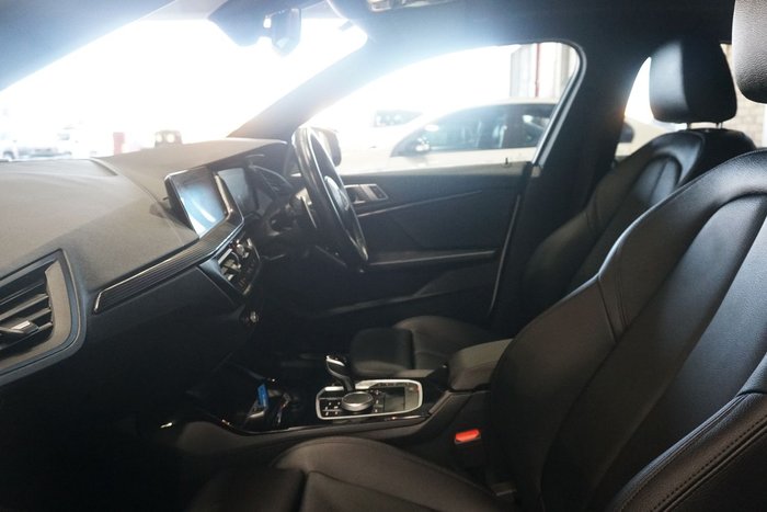 2022 BMW 2 Series 220i M Sport