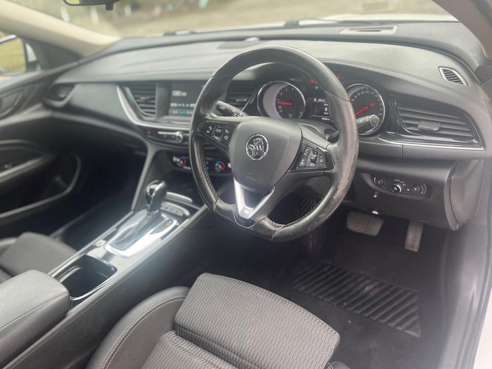 2018 Holden Commodore RS