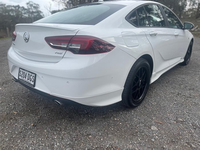 2018 Holden Commodore RS