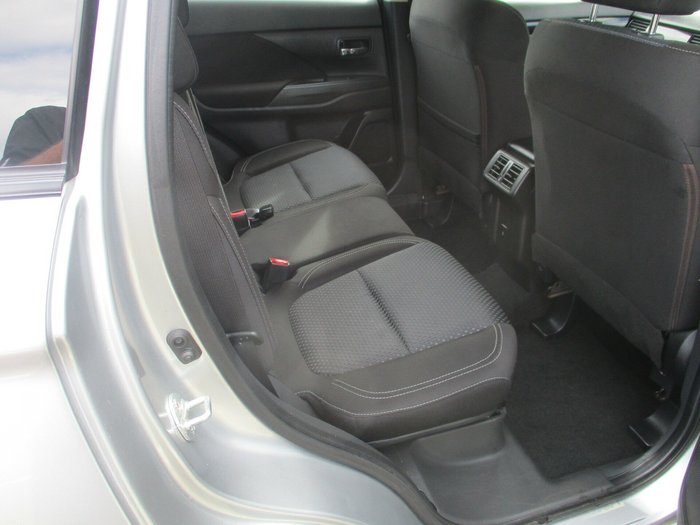 2019 Mitsubishi Outlander ES