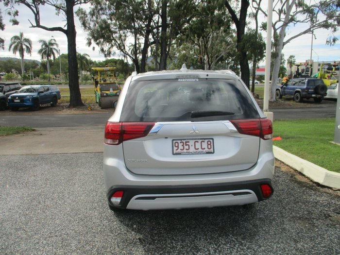 2019 Mitsubishi Outlander ES