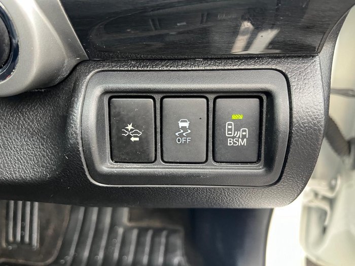 2016 Toyota Camry Atara SL