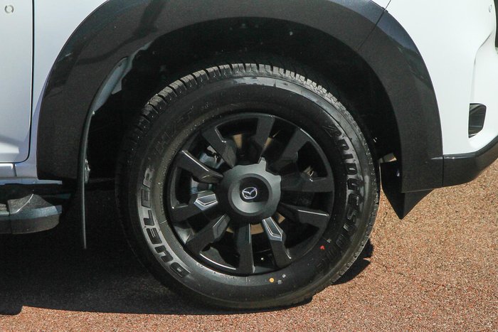 2025 Mazda BT-50 SP