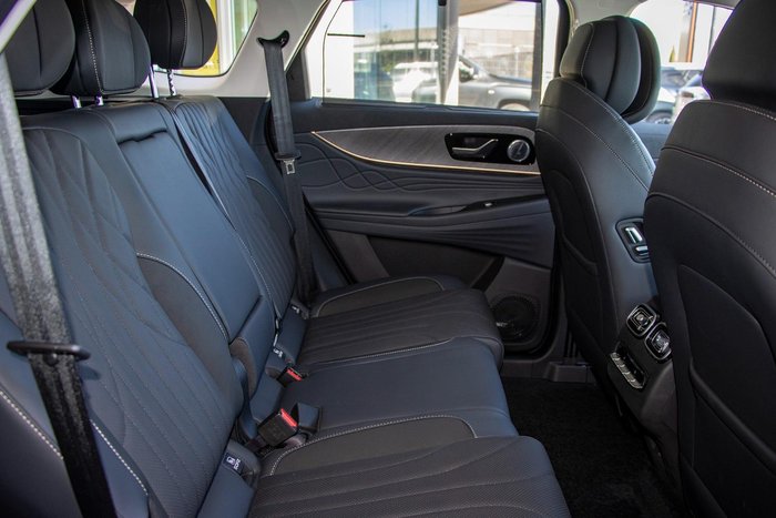 2025 Jaecoo J8 Track