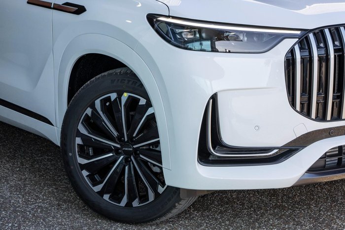 2025 Jaecoo J8 Track