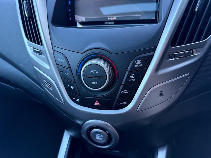 2012 Hyundai Veloster +