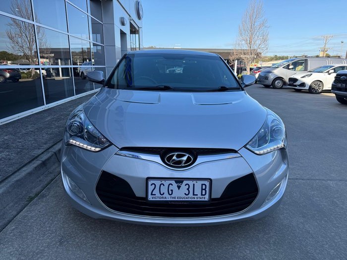2012 Hyundai Veloster +