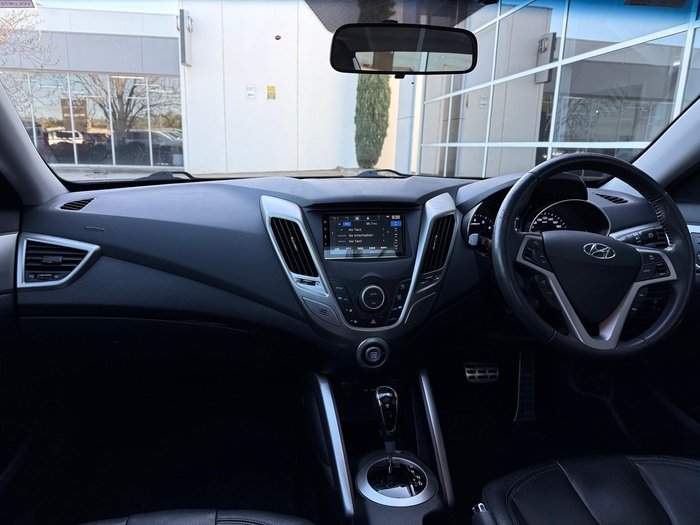 2012 Hyundai Veloster +