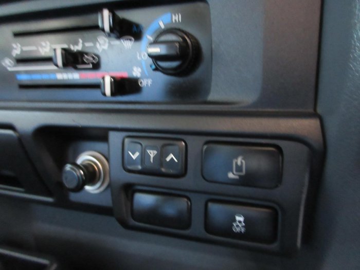 2017 Toyota Landcruiser GXL