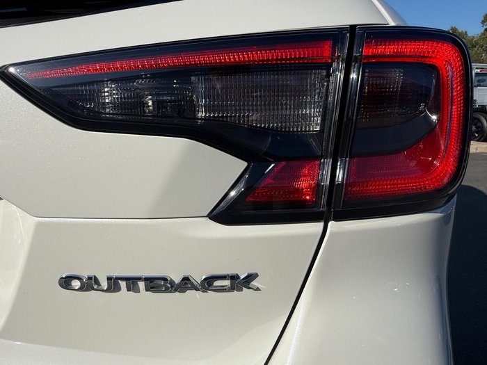 2025 Subaru Outback AWD Touring