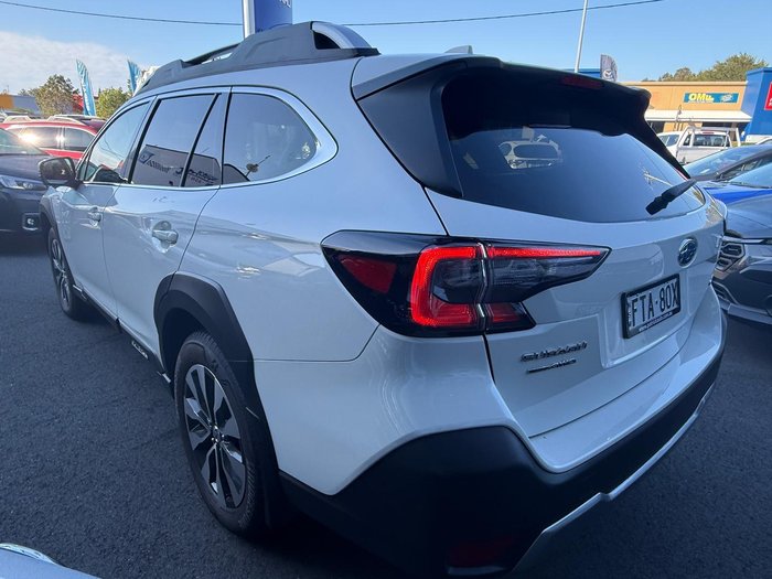 2025 Subaru Outback AWD Touring