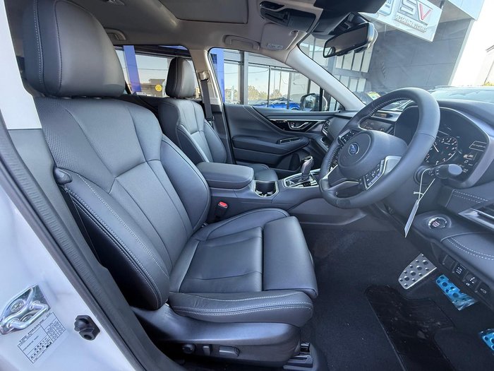 2025 Subaru Outback AWD Touring