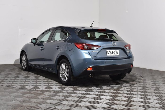 2015 Mazda 3 Maxx