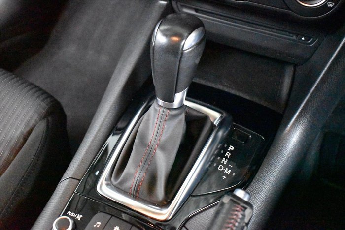 2015 Mazda 3 Maxx