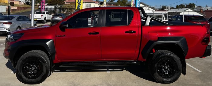 2024 Toyota Hilux GR-Sport TWO-Tone (4x4)