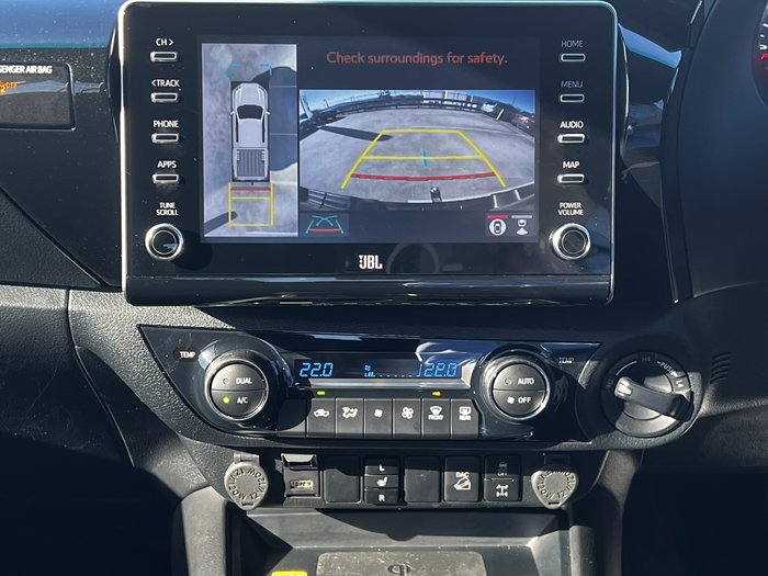 2024 Toyota Hilux GR-Sport TWO-Tone (4x4)
