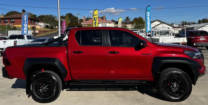 2024 Toyota Hilux GR-Sport TWO-Tone (4x4)