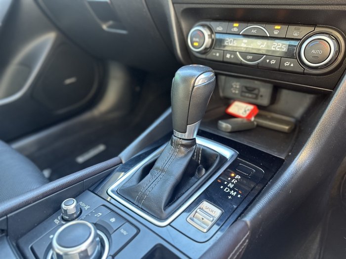 2018 Mazda 3 SP25 GT