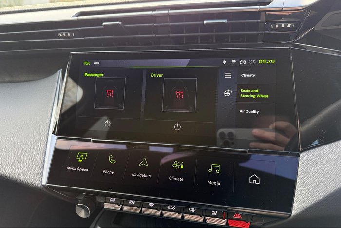 2025 Peugeot 408 GT Premium Hybrid